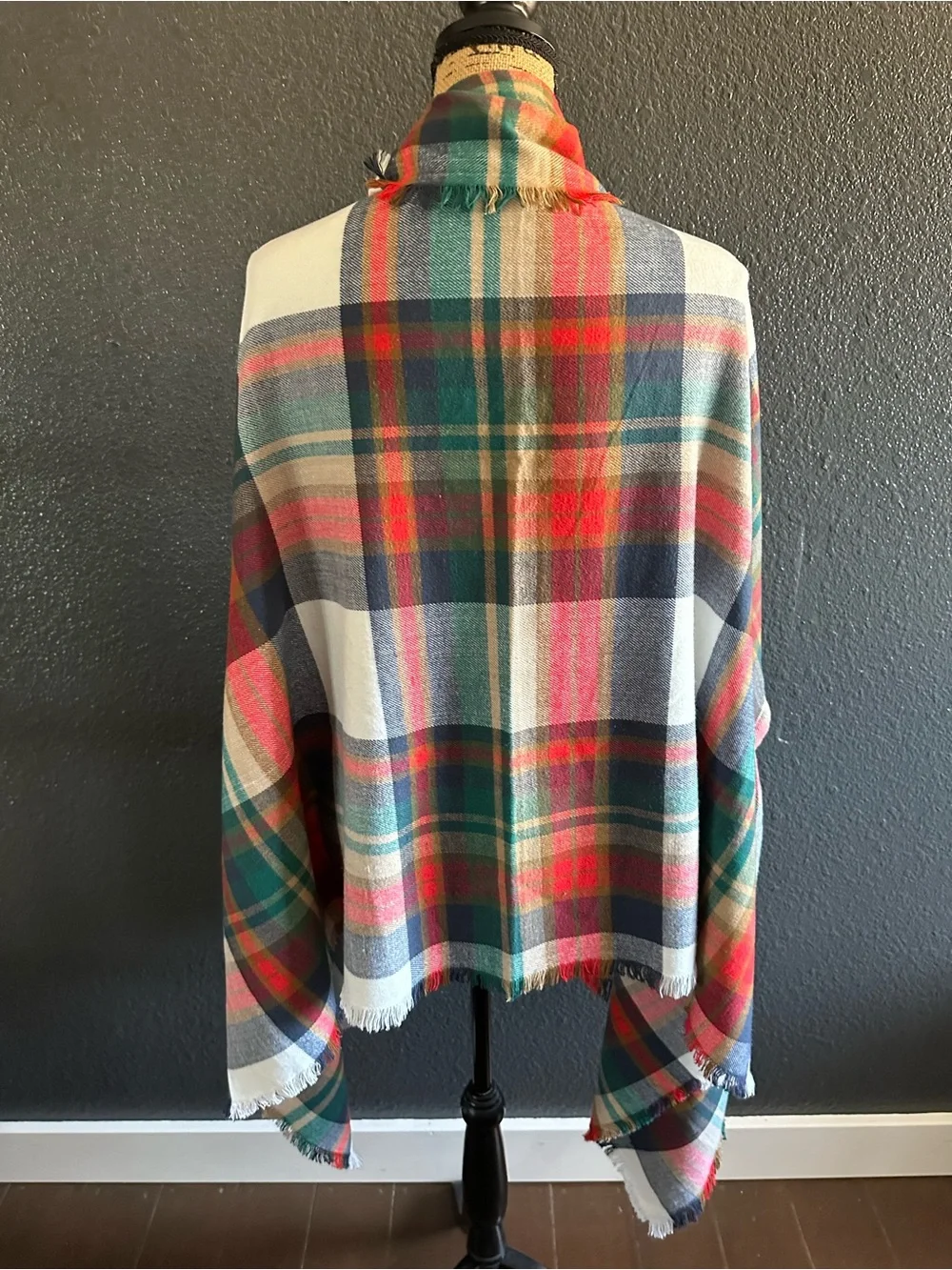 Grace & Lace Pocket Poncho Scarf Ivory Teal Plaid Wrap Pockets OS